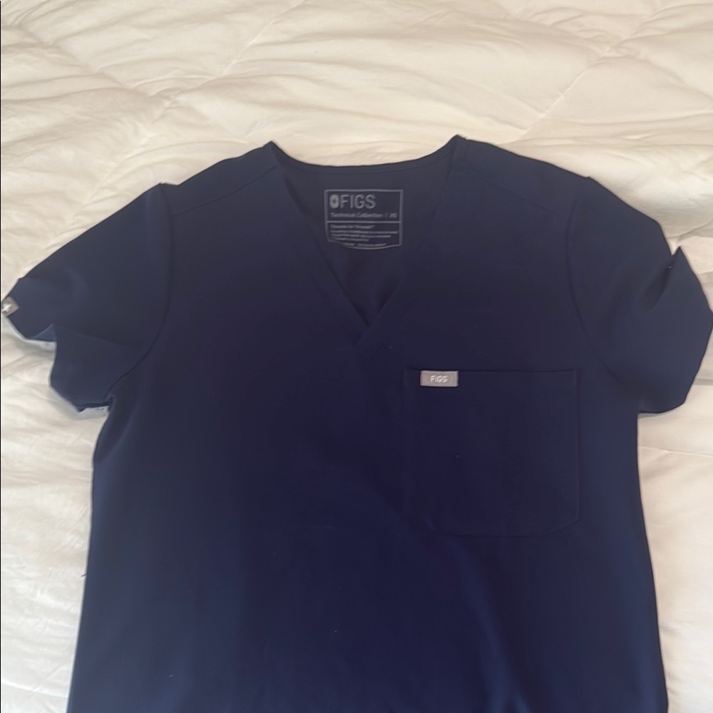 Two figs XS scrub tops